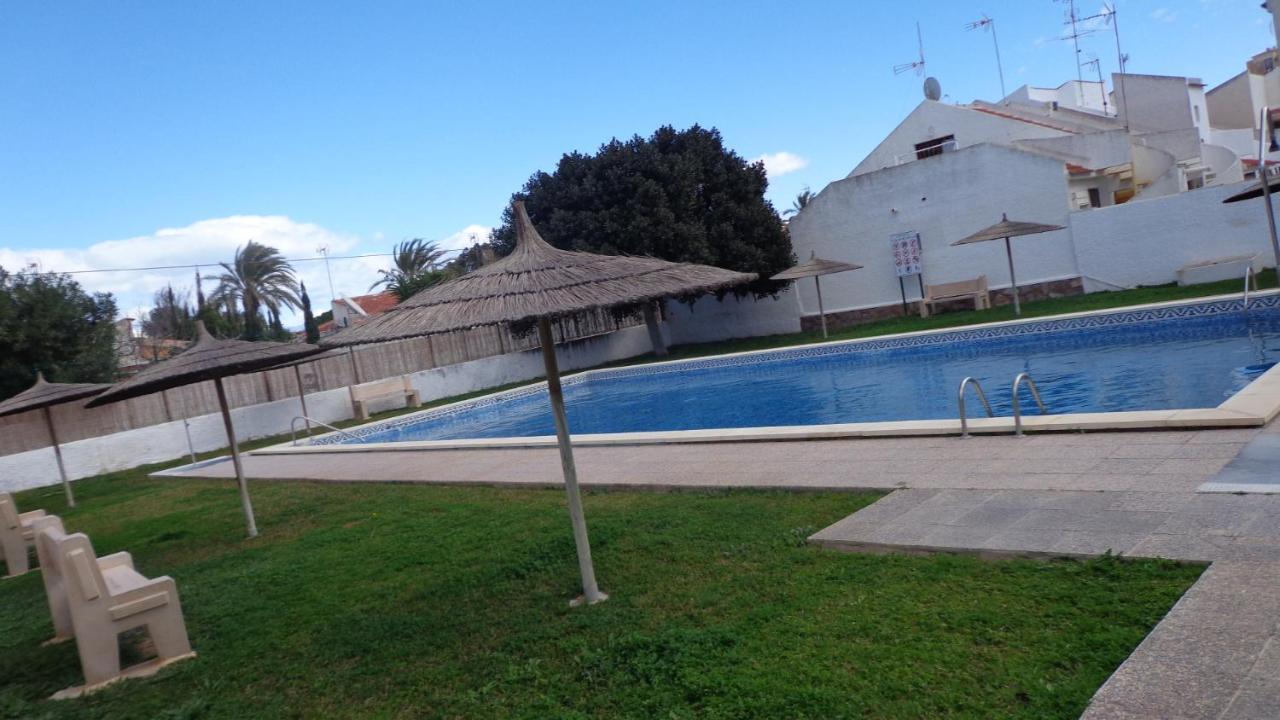 Duplex Calas Blancas Torrevieja Exterior photo